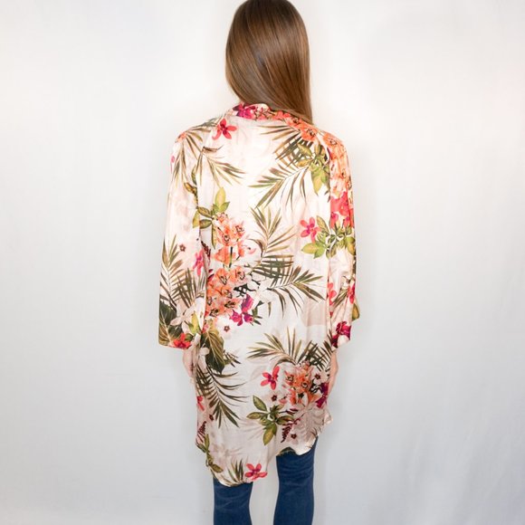 KACHEL Anthropologie Floral Pink Kimono NWT - Picture 3 of 7
